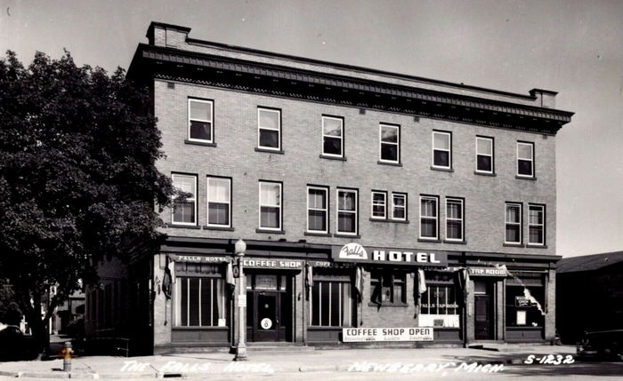 Falls Hotel (Newberry Hotel) - Old Photo